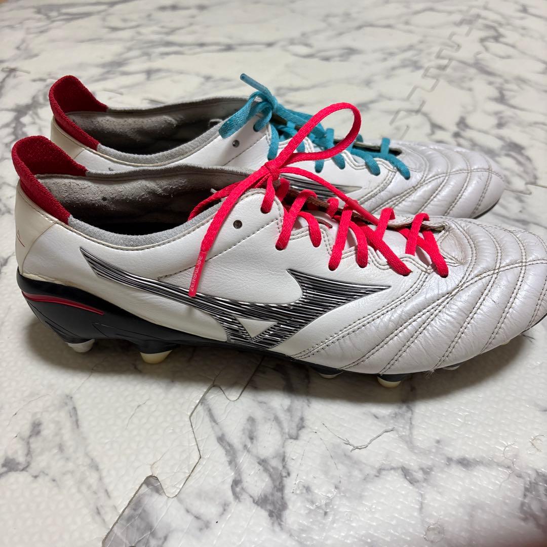 Mizuno Morelia NEO4 Replaceable Soccer Cleats