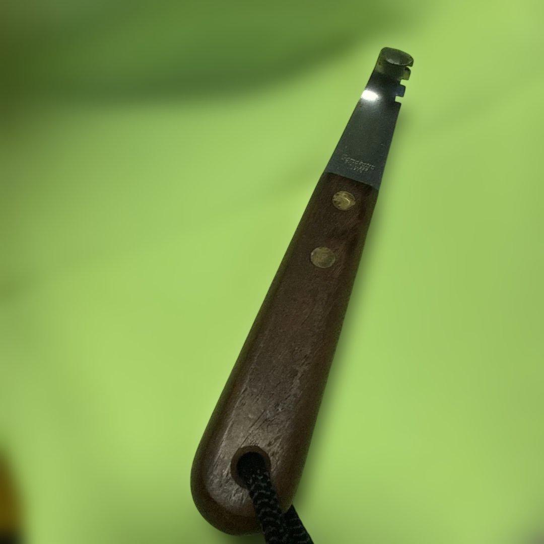 Gamakatsu磯 Fishing Tool Abalone Opener Hook Wooden Handle