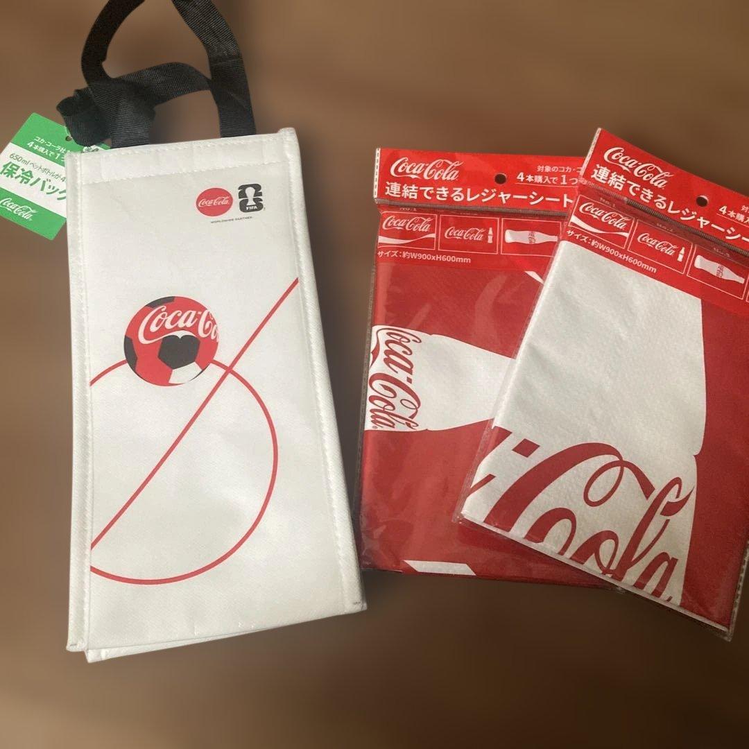 Coca-Cola Picnic Sheet Approx. W900 x H600mm, 2 Sheets, Cooler Bag