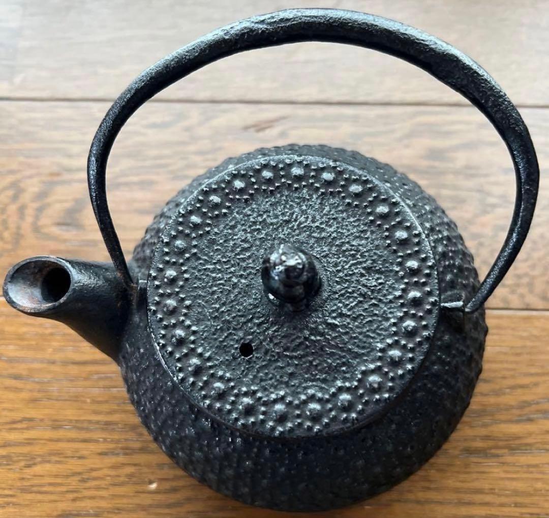 Nambu Ironware Teapot and Ashtray Set, Nambu Morioka, Iwachu