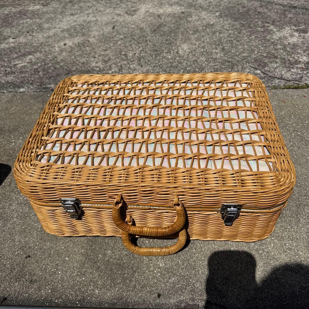 Rattan Picnic Basket with Floral Lining