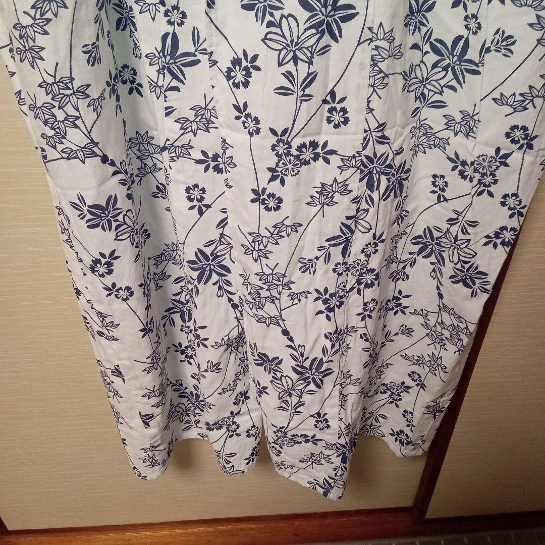 Patient Pajamas, White with Navy, with Belt, Size L, Yukata Style