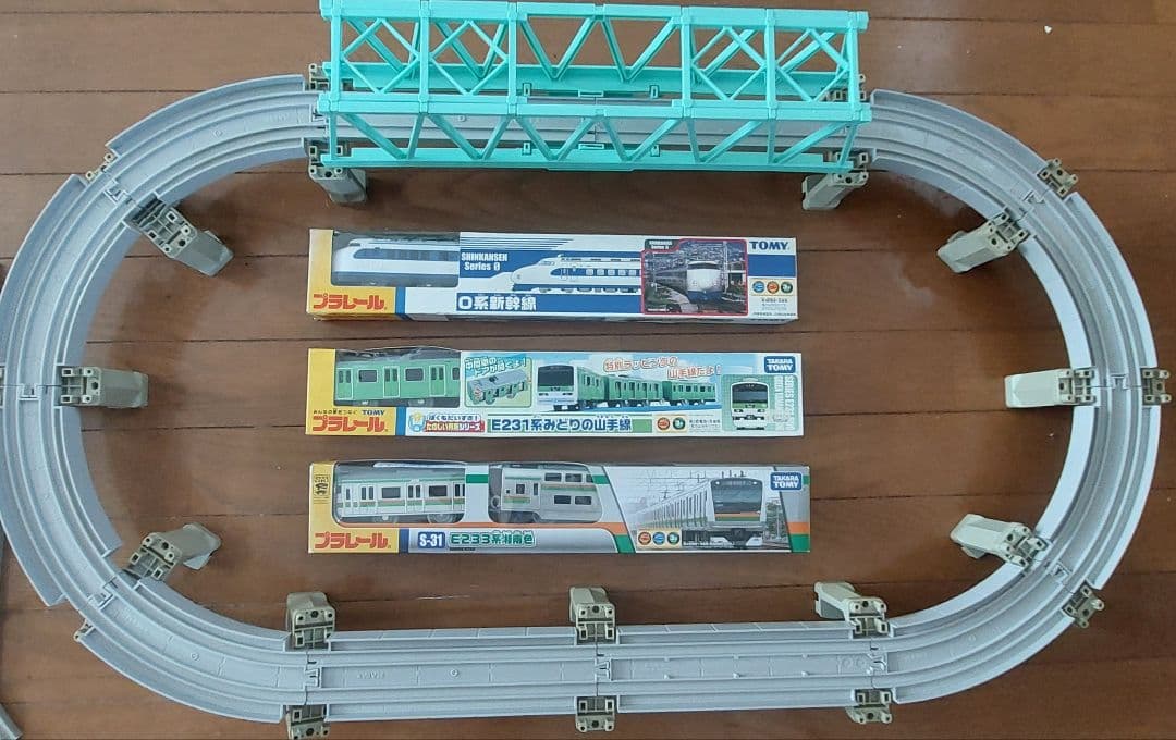 Plarail Elevated Track Large Railway Bridge Vehicle Depot 0 Series Shinkansen Green Yamanote Line Shonan Color