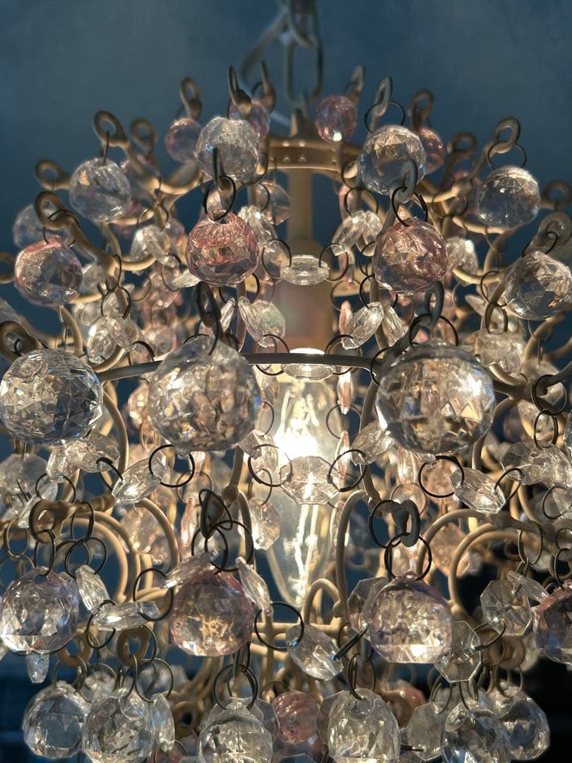 Chandelier Pink & Clear