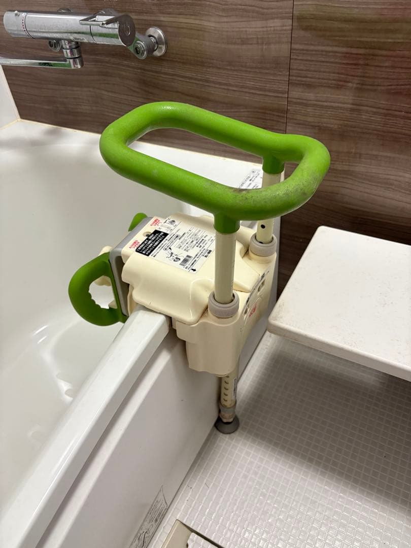 Elderly Care Unit Bath Style Bathtub Retrofit Handrail, Anju UST-130UB, Green, Used
