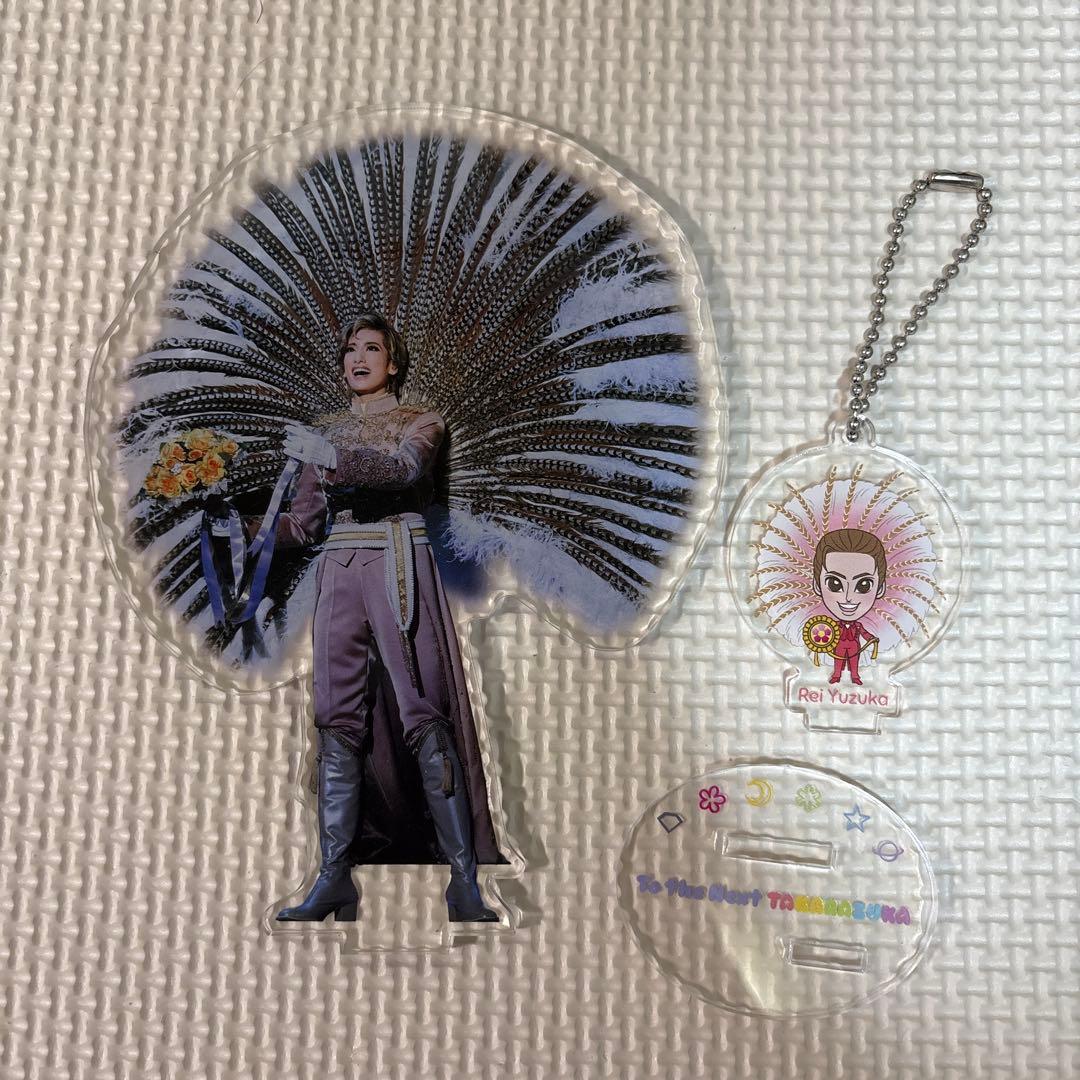 Takarazuka Revue Flower Troupe Yuzuka Rei Acrylic Stand