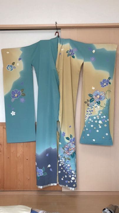 Furisode Kimono * 100% Pure Silk