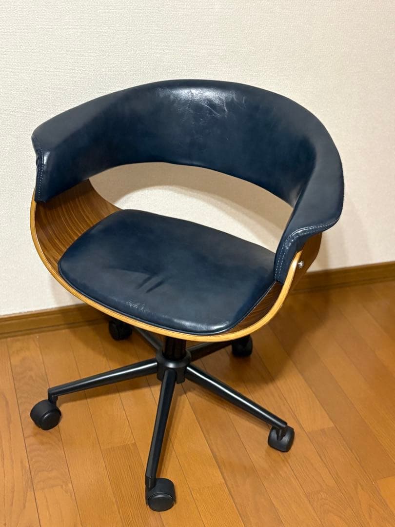 【Price Reduction】 Stylish Nordic Desk Chair with Armrests, Antique Style