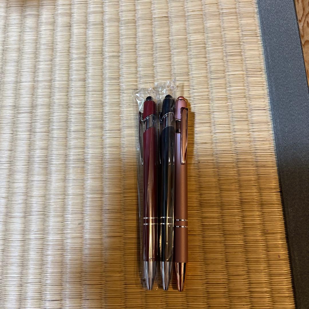 Ballpoint Pen Set of 3: Red, Black, Pink