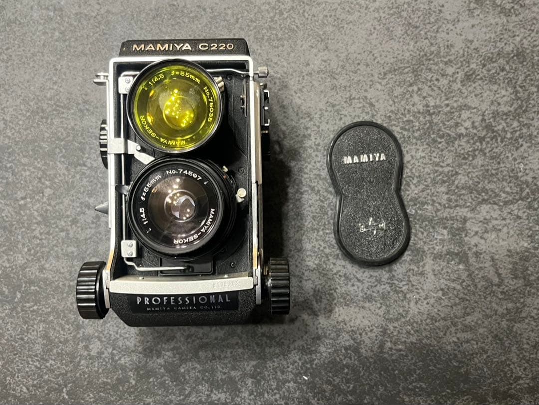 MAMIYA C220 & 80mm/f2.8 Set