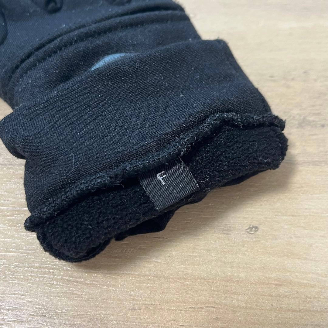 Soccer Gloves - Umbro Black