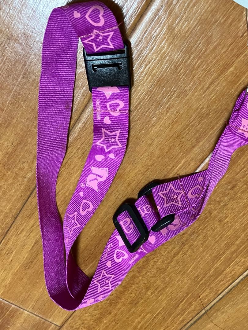 KidZania Tokyo Lame Pink Neck Strap