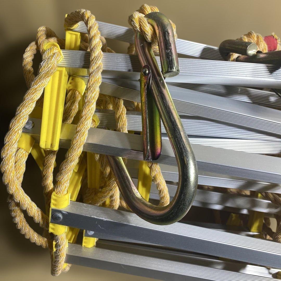 Yatsuya Kogyo Co., Ltd. Hanging Emergency Ladder Aluminum Rope Ladder 8m
