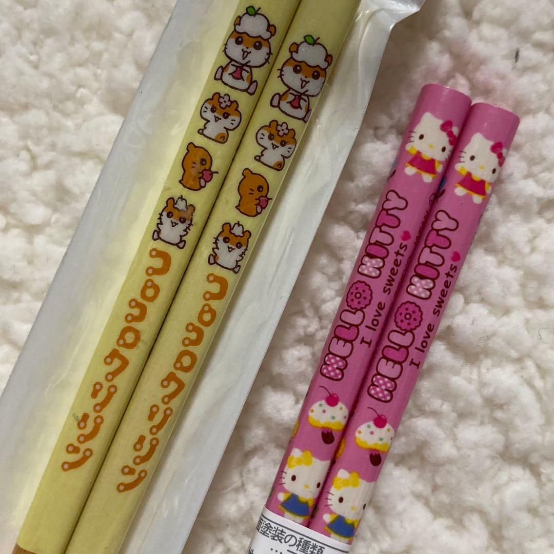 Sanrio Hello Kitty Korokoro Kuririn Bamboo Chopsticks Set