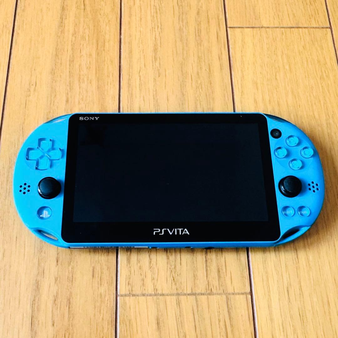 Final Price!! PS Vita Console [Hard Case Set]