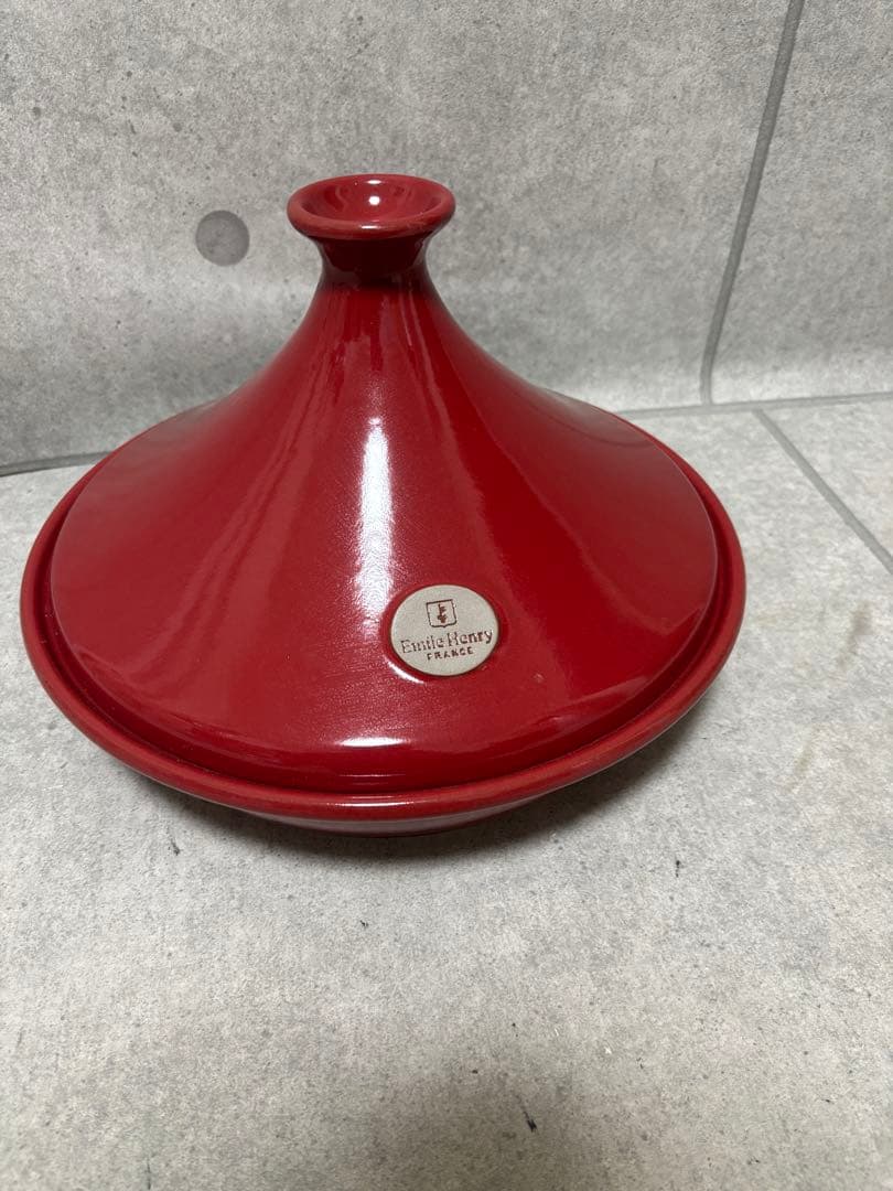Beautiful condition Emile Henry Tagine Pot / 32cm / Red