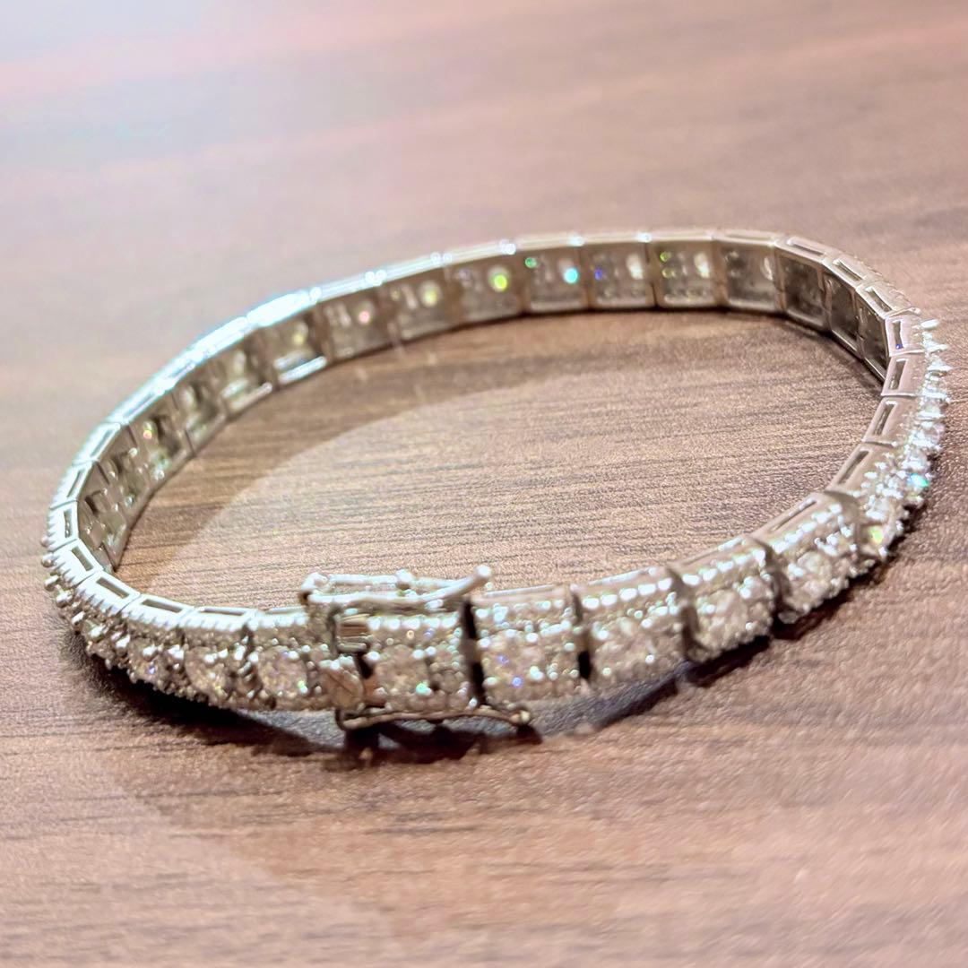 tennis bracelet