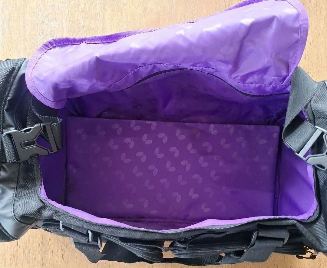 BUTTERFLY Duffel Bag Black Purple Interior