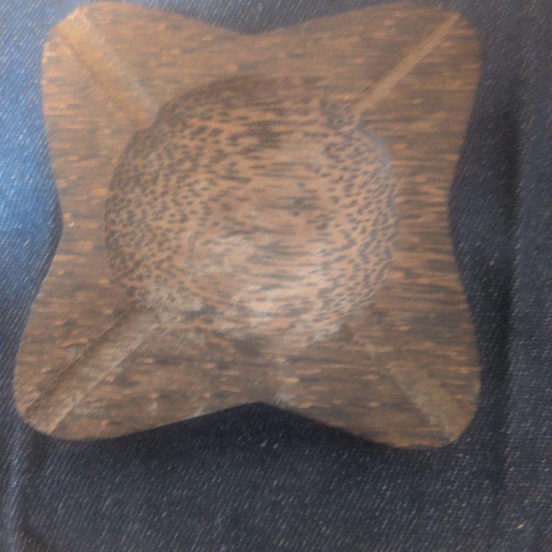 Star-shaped wooden ashtray, made in Indonesia