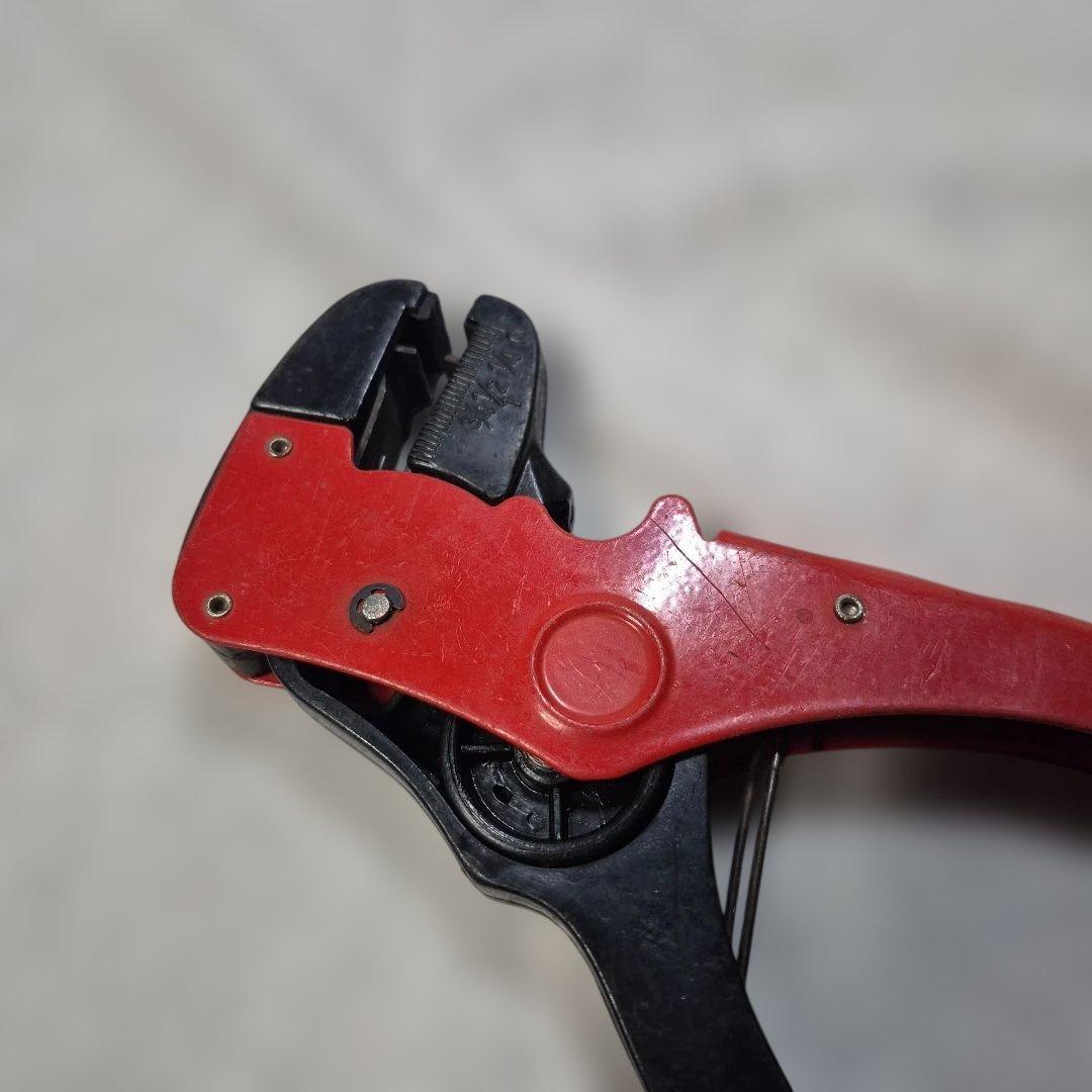 [Junk] Wire Stripper