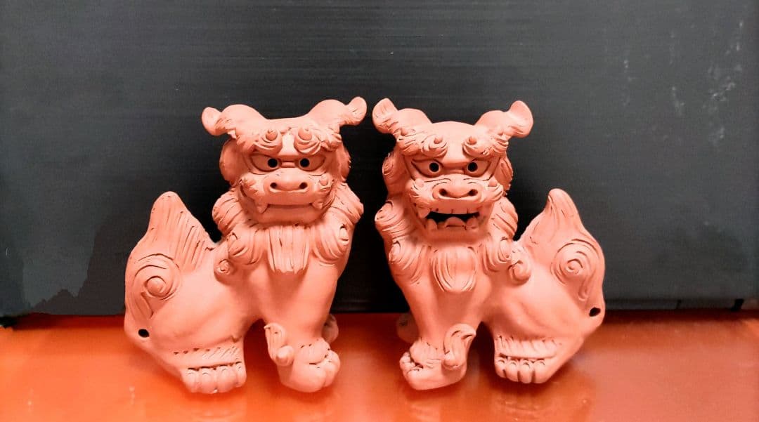 Shisa Figurine, Made of Stone Powder Clay, Approx. 11cm