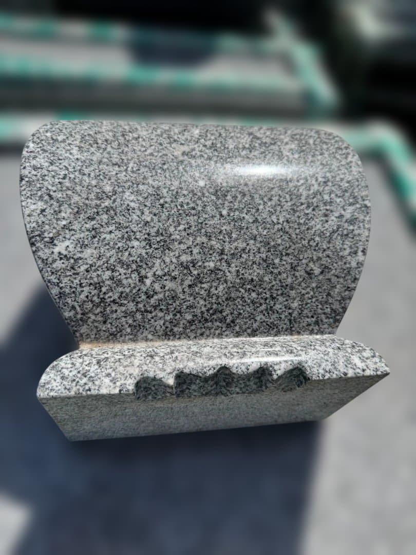 【Pickup Only - Gojo City, Nara Prefecture】Granite, Gravestone, Stone Material! Lift Loading Available - Individual Sales Negotiable
