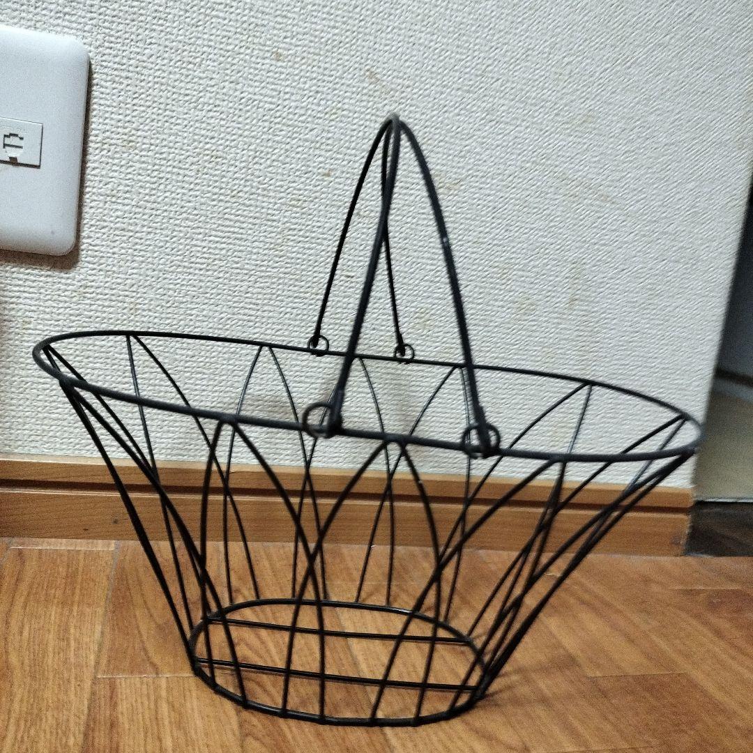 black wire