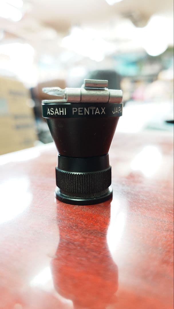 Ms. Ri ASAHI PENTAX Magnifier