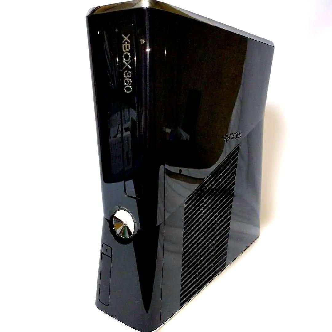 Xbox 360 250GB Console & 11 Games