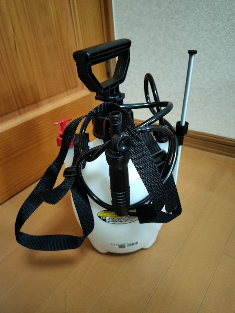 (Price Reduced) KOSHIN Pressure Sprayer HS-401E 4L