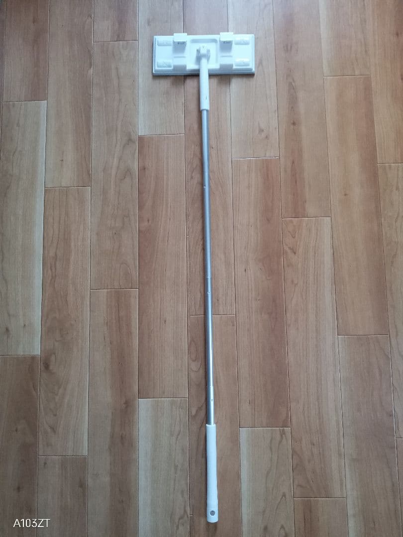 White Floor Wiper