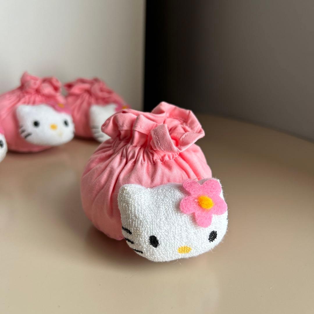 sanrio<br>hello kitty<br><br>chair