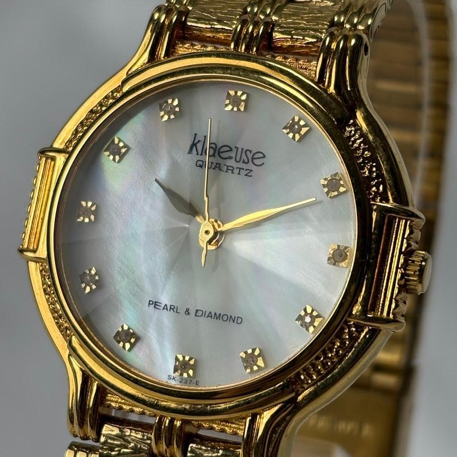 Klaeuse Croise Shell Dial Cut Glass Watch Gold