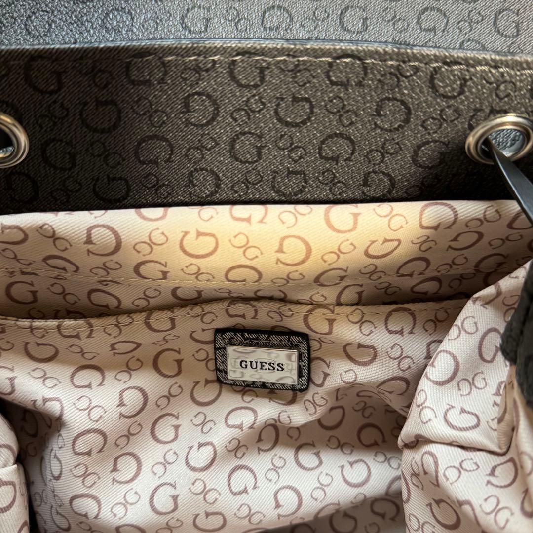 Guess <div class=gnlqyh