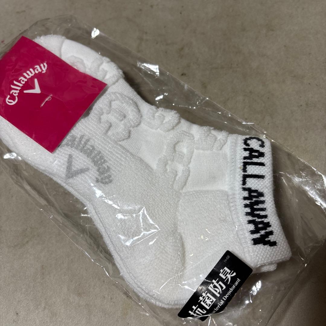 color white<br>sock