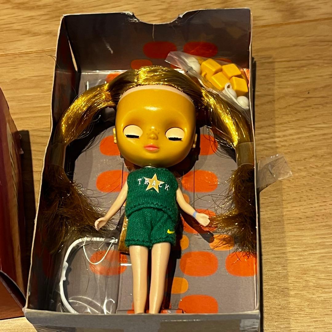 Blythe Nike Petite Blythe Nike 3000 Piece Limited Edition Figure