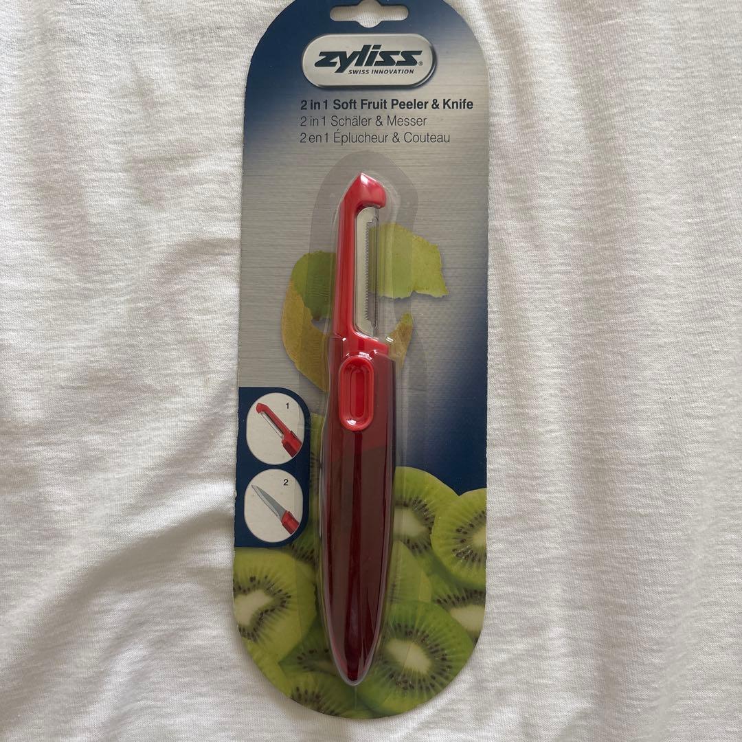 Zyliss 2-in-1 Fruit Peeler & Knife ZS-46521