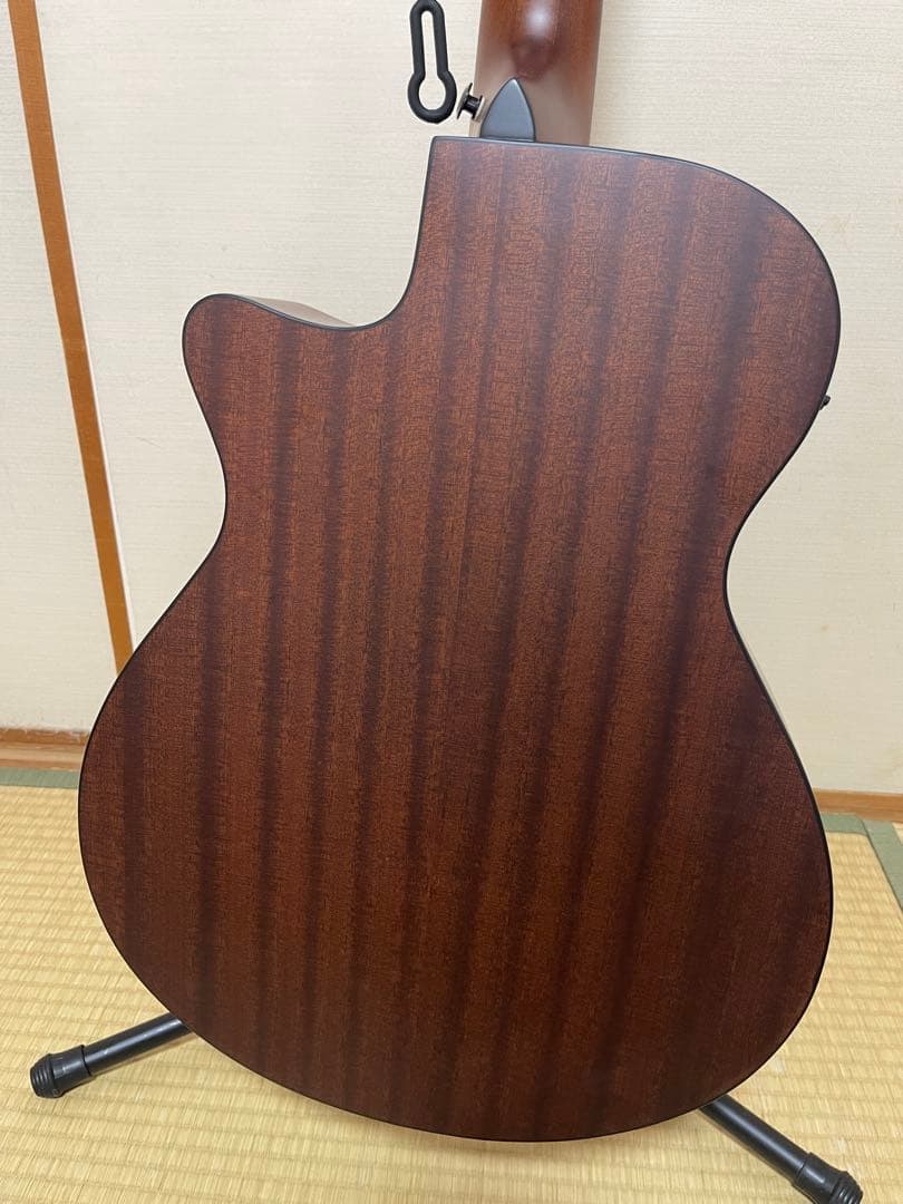 Ibanez AEGB30E - Strings Replaced