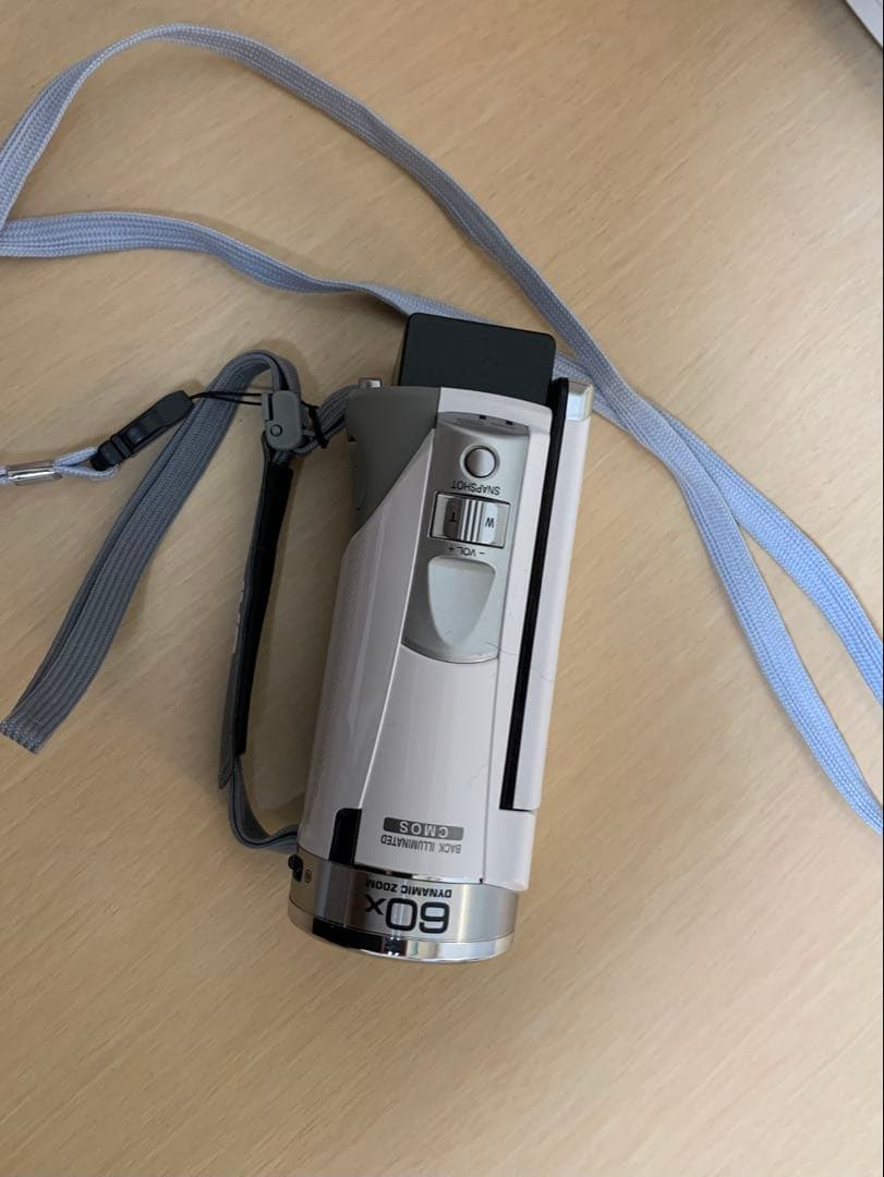 JVC Everio GZ-HM177 Full HD Camcorder