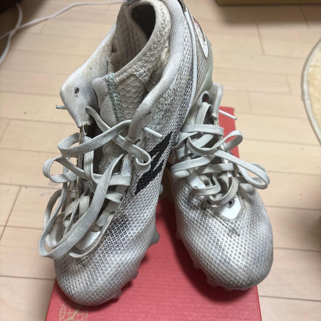 New Balance Spike Shoes White Freeze 5.0