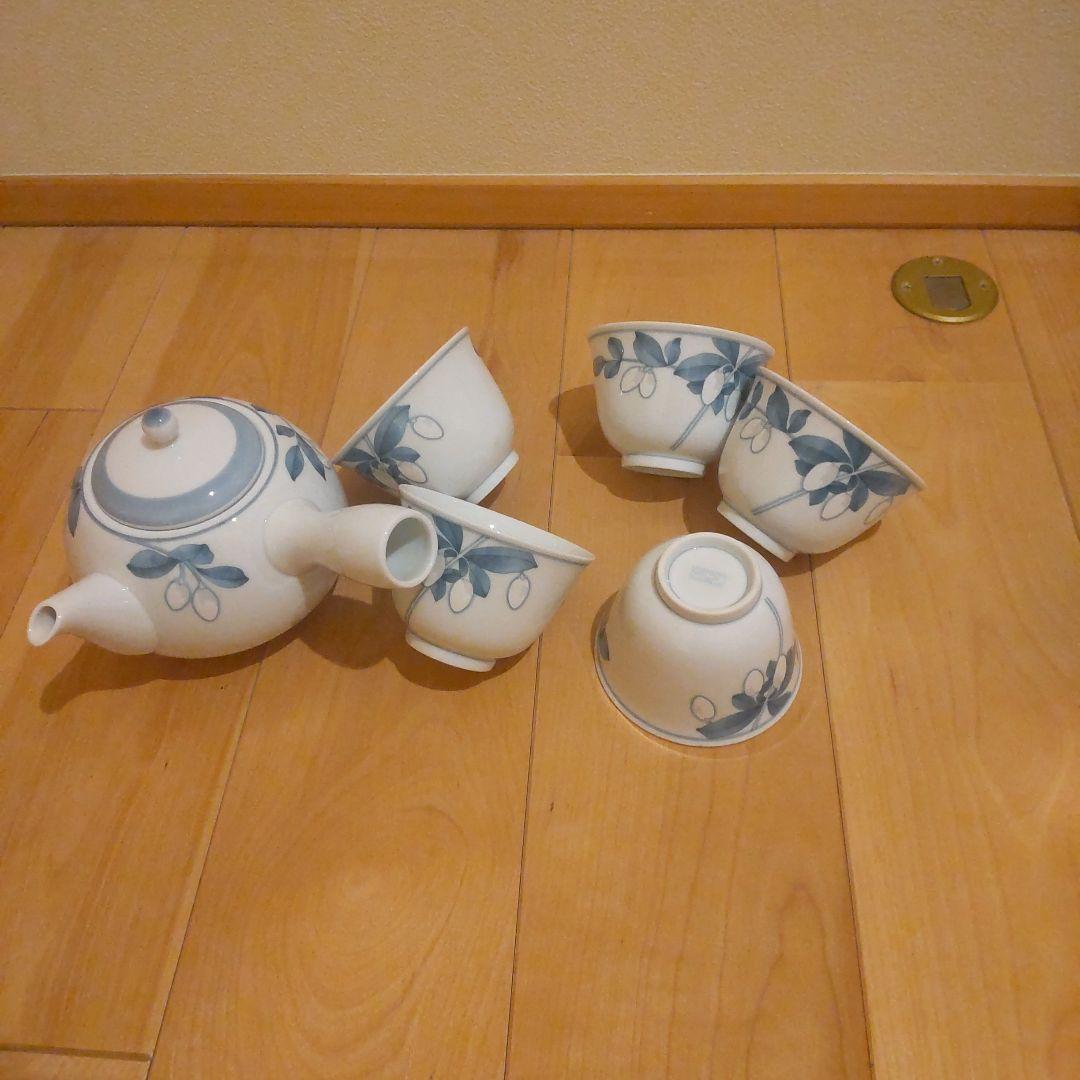 Noritake Tsuyusome Teapot and Teacup Set