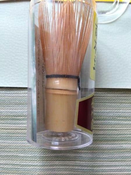 Yuchikuen 100-Prong Chasen (Bamboo Whisk) with Case