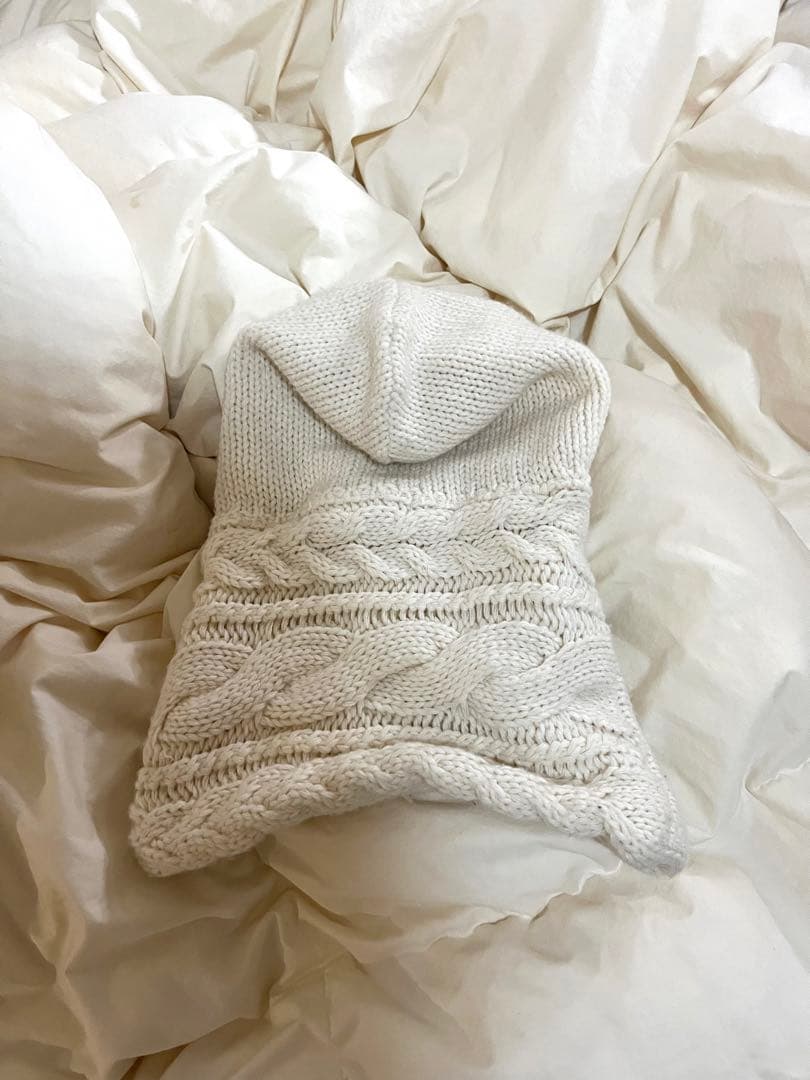 white knit