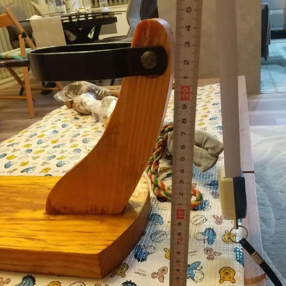 wooden jamón