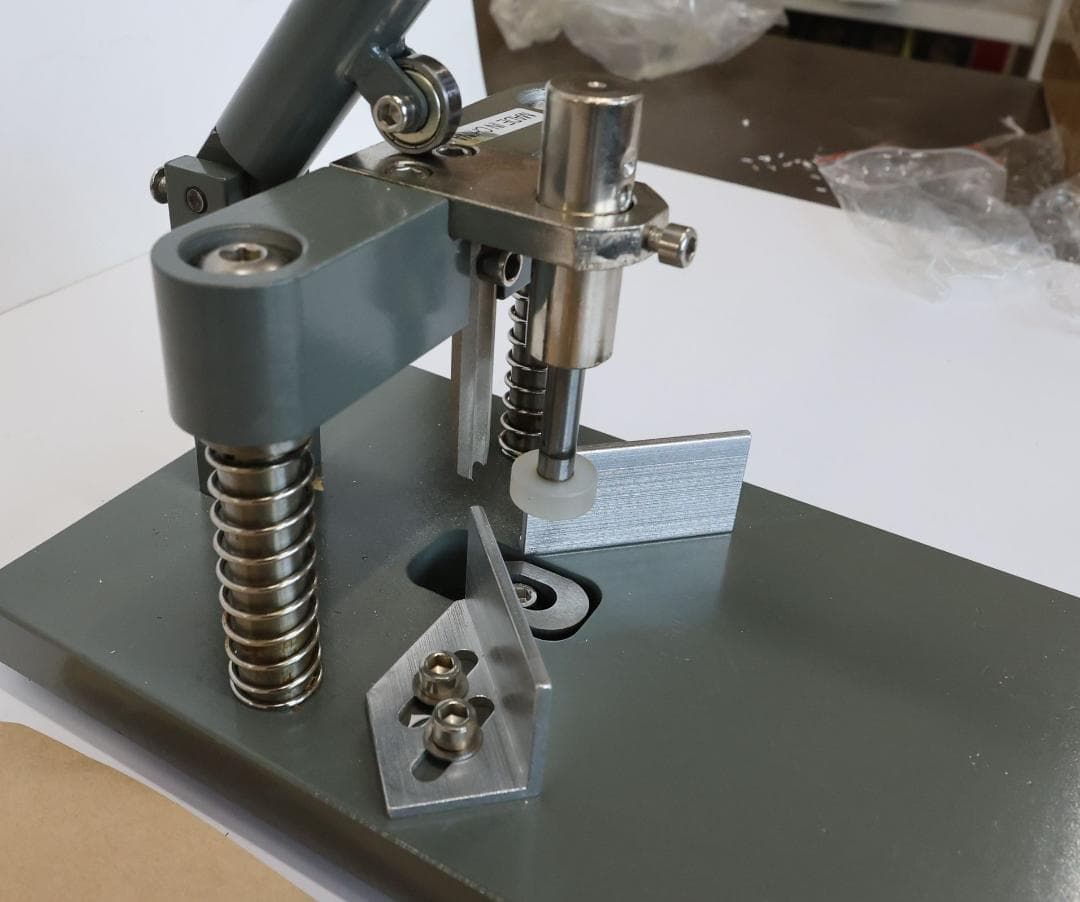 Corner Cutter, Round Corner Cutting Machine (R4 Radius 4mm and 6mm) BAOSHISHAN