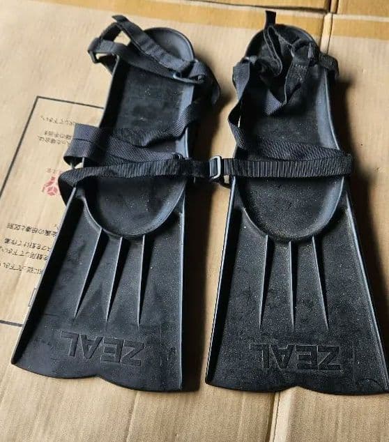 Rare Zeel Foot Fin L Size Floater