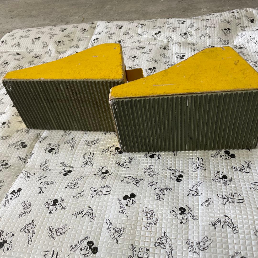 tire chocks