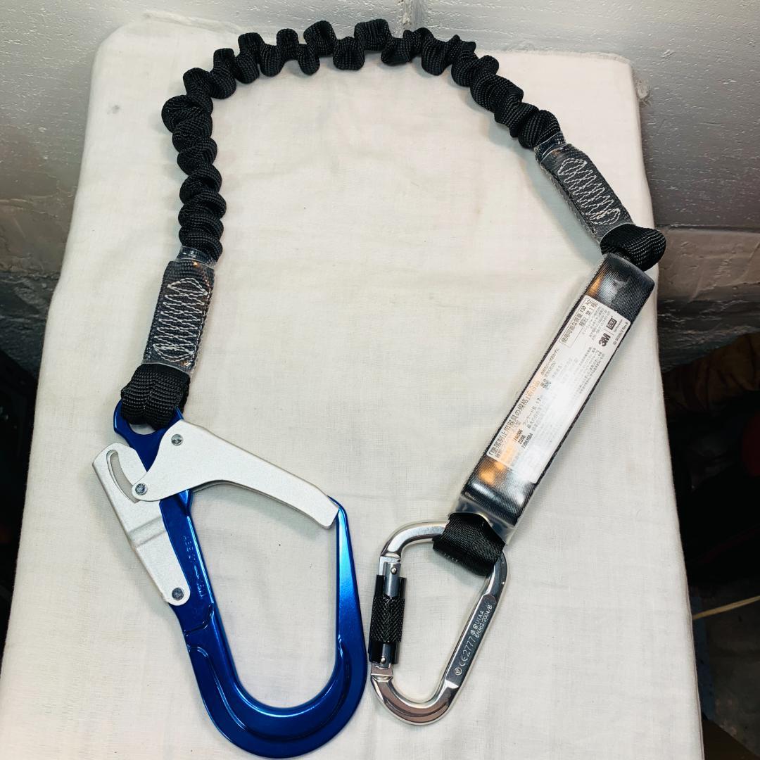 Unused 3M DBI-SALA EZ-STOP Retractable Lanyard Safety Harness