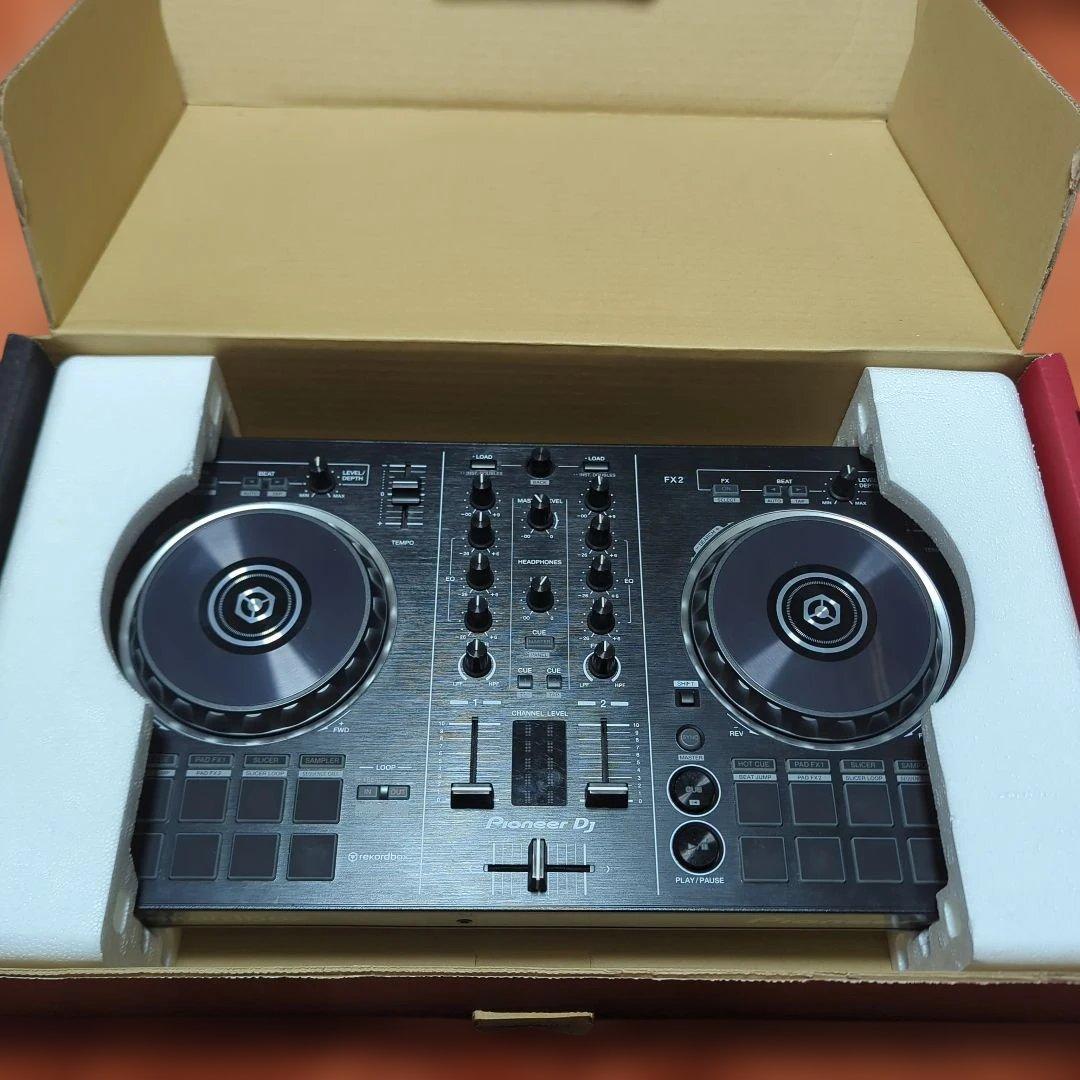 Pioneer DJ DDJ-RB DJ Controller