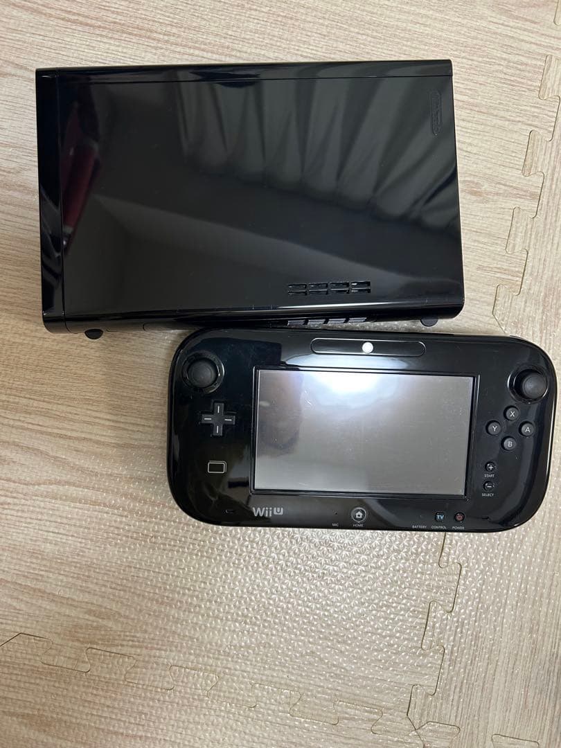 Wii U Console and Game Software Set